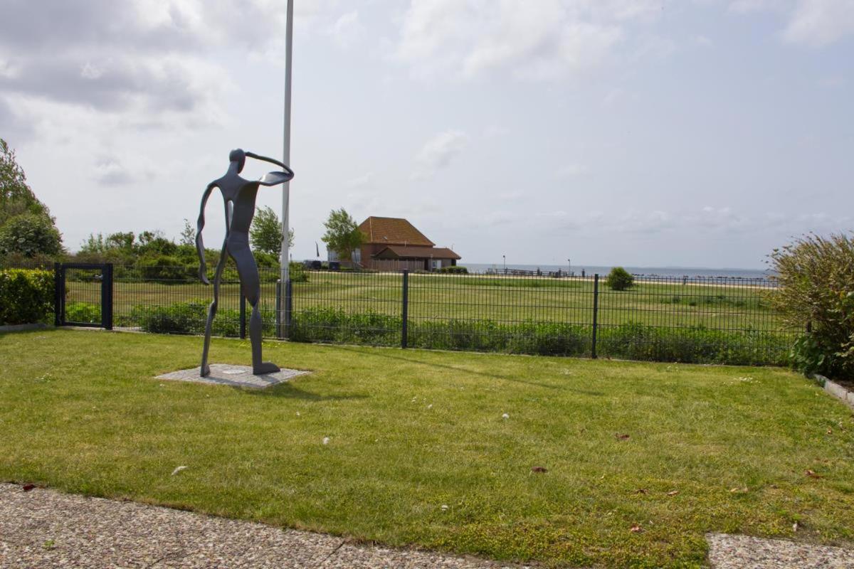 Inselblume 82 - Bungalow Am Suedstrand Mit Meerblick Burgtiefe auf Fehmarn Exterior foto